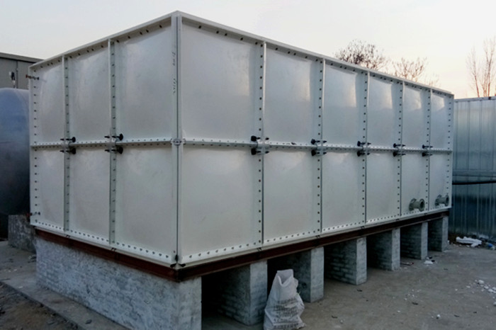 使用玻璃鋼水箱的拼裝設(shè)計功能介紹