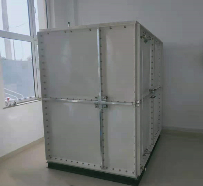 高溫玻璃鋼水箱具有哪些長(zhǎng)處?